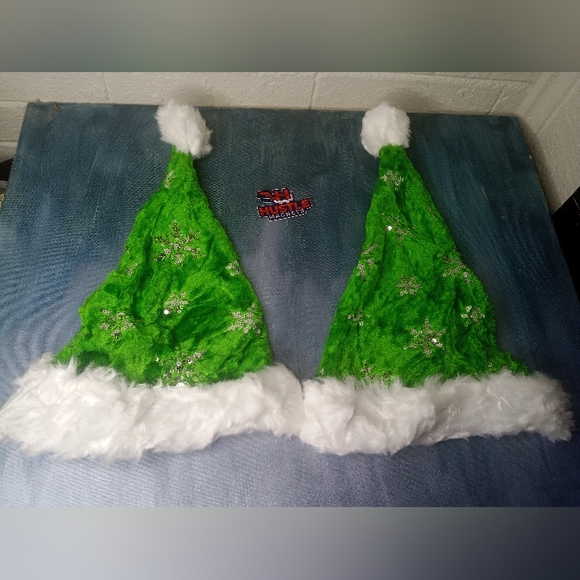 Christmas Santa Hat Set Of  2 New - Picture 1 of 8
